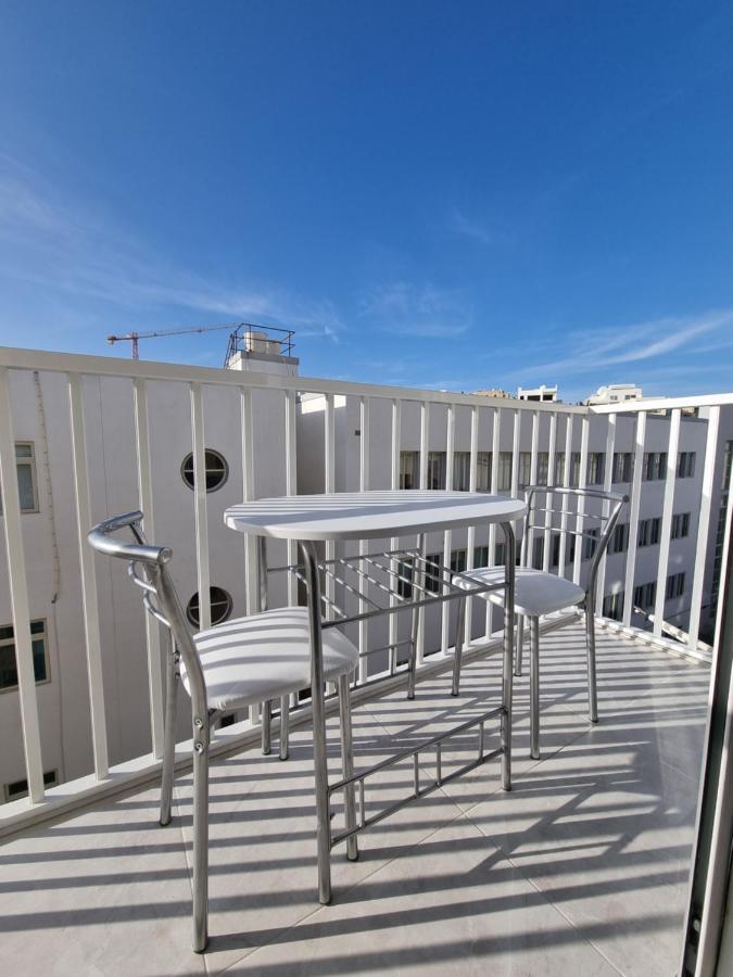 Korzo Suites Gzira Buitenkant foto