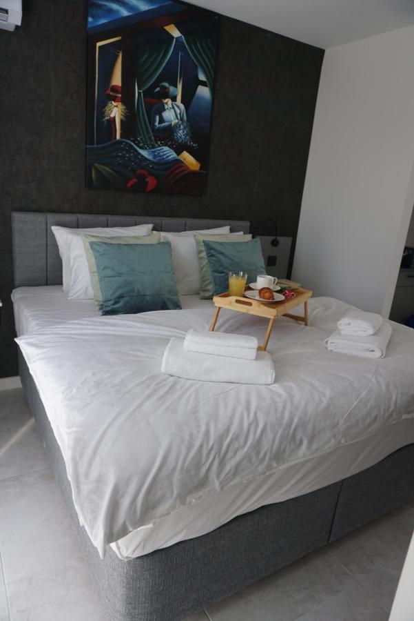 Korzo Suites Gzira Buitenkant foto